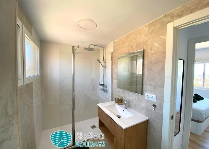 Skyseaholidays Centro Апартаменты