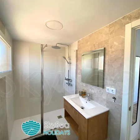 Skyseaholidays Centro Apartamento