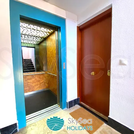 Skyseaholidays Centro Apartamento