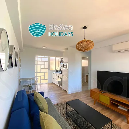 Skyseaholidays Centro * Τορρεμολίνος